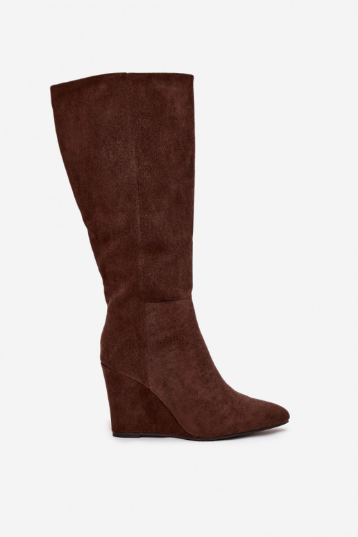Geïsoleerde dames over-the-knee laarzen met platform, in chocolade Rosina