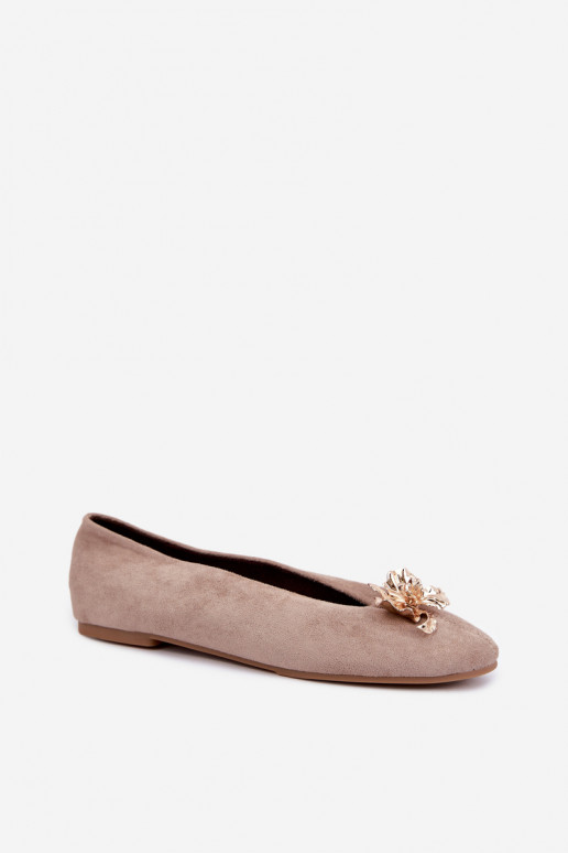 Ballet flats met versieringen in zandkleur Briellea