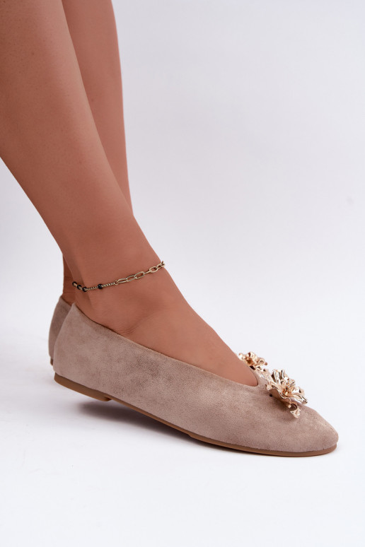 Ballerines avec embellissements en couleur sable Briellea