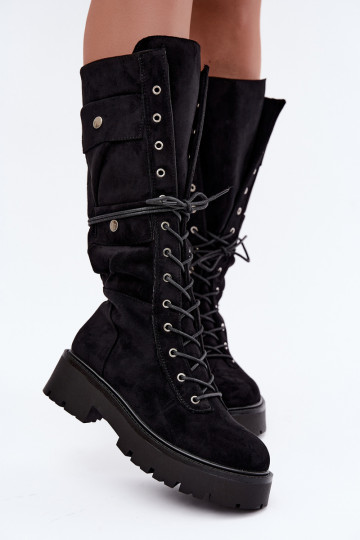 Wärmende kniehohe Stiefel mit Plateau und Schnürsenkeln in Schwarz Cressida