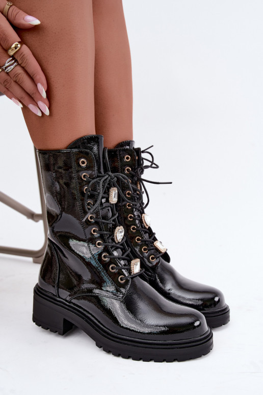 Bottines pour femmes chaudes avec effet verni en noir Corisande