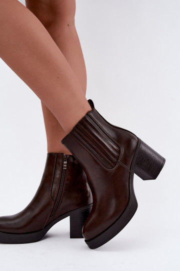 Bottines chaudes couleur chocolat avec talons Gisandra 2