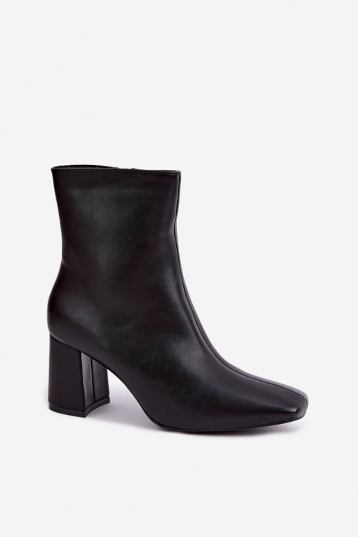 bottines isolées avec talons en couleur noire Tamine