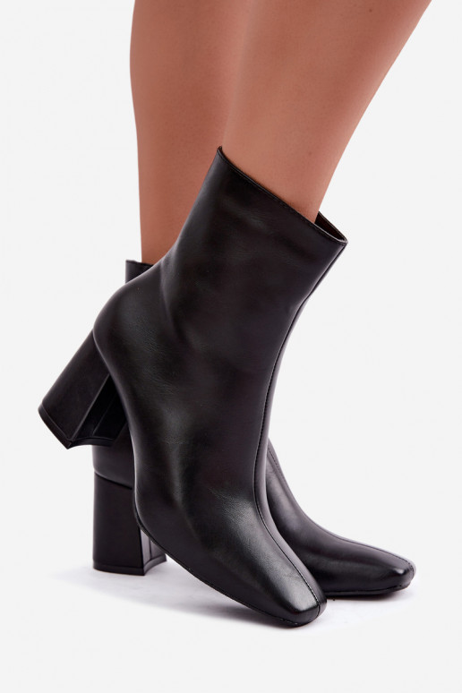 bottines isolées avec talons en couleur noire Tamine