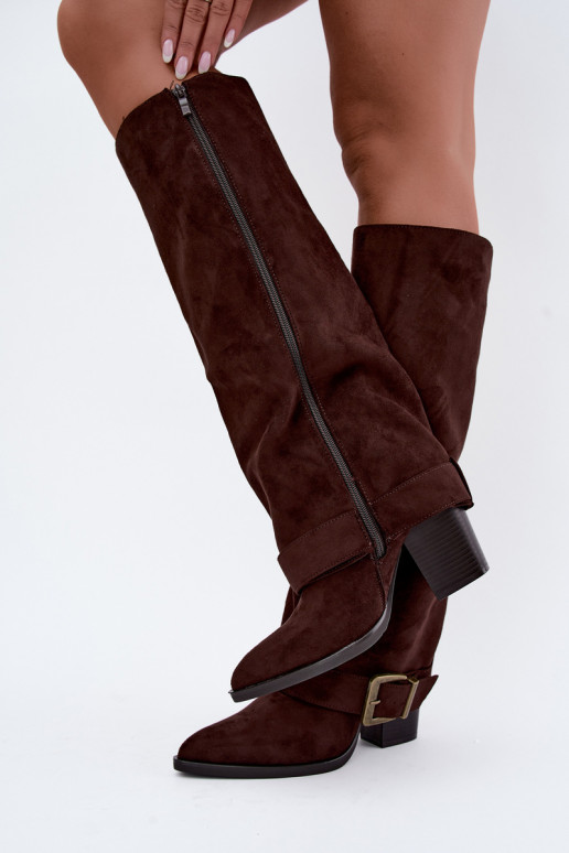 bottes hautes avec talons et boucles en couleur marron Mirea