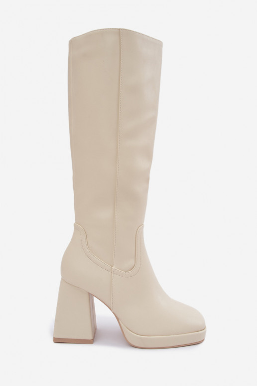 Sandfarbene isolierte lange Stiefel mit Absatz Leonelle