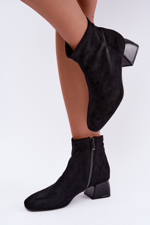 Schwarze Stiefeletten Klocke Estellea