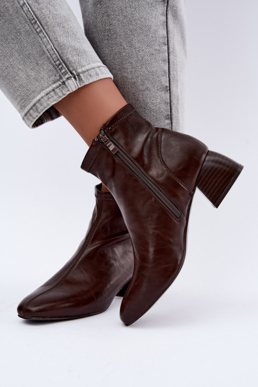 Estelle faux leather enkellaarsjes in chocoladekleur