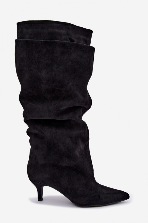 Orielle warme lange Stiefel mit Rüschen und Absätzen in Schwarz