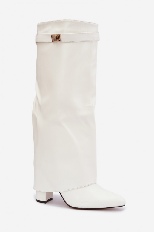 Damen Avamora kniehohe Stiefel mit Kunstlederschaft und Absätzen in Weiß