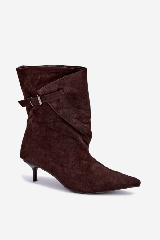 Bottines isolées Tiselle avec talons et boucles brunes