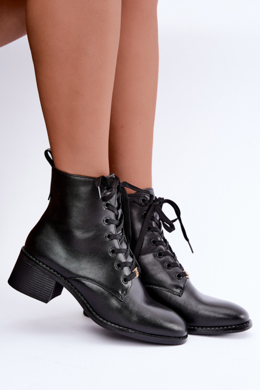 Klocke gefütterte Schnürstiefeletten in schwarz Florisse