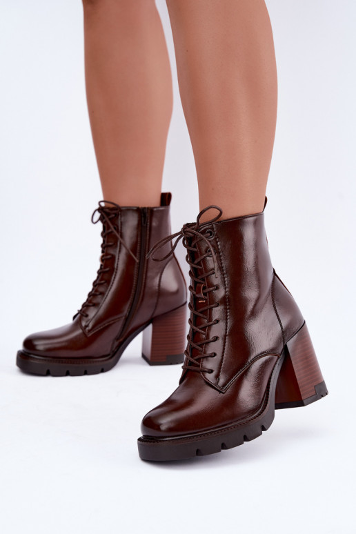 Bottines isolées avec talons marron foncé Isalys