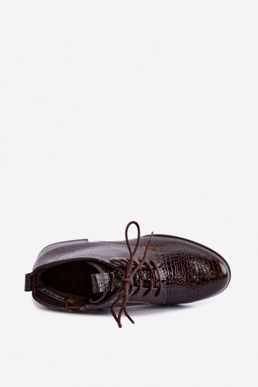 Bottines isolées avec effet verni et embossage Vinceza 58659 chocolat