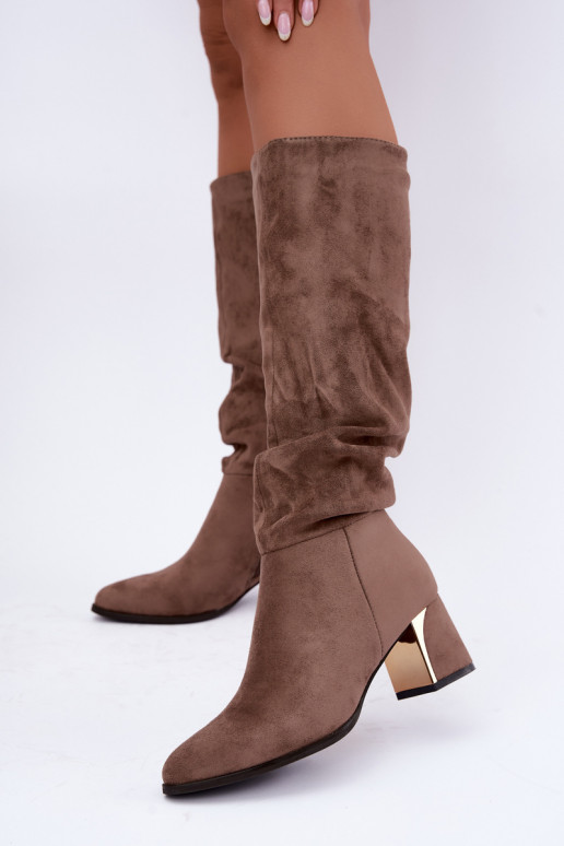 bottes longues froissées doublées avec talons en couleur sable Ivenna
