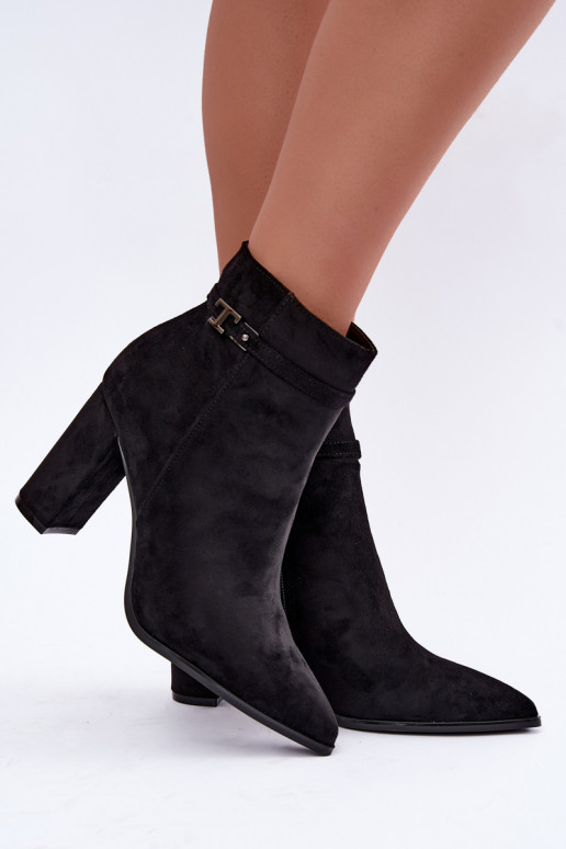 bottines avec talons et bandes décoratives en couleur noire Preselle