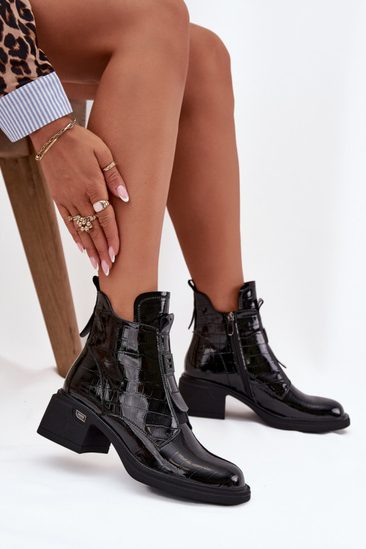 Bottines en cuir pour femmes avec détail embossé noires Lorenza
