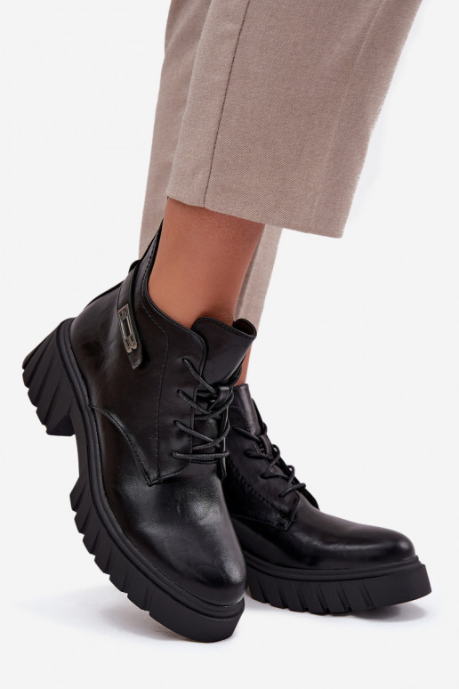 Niedrige warme Damen Stiefeletten mit verzierten Absätzen schwarz Therisse
