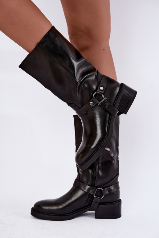 Bottines chaudes avec des sangles décoratives en noir Galdine