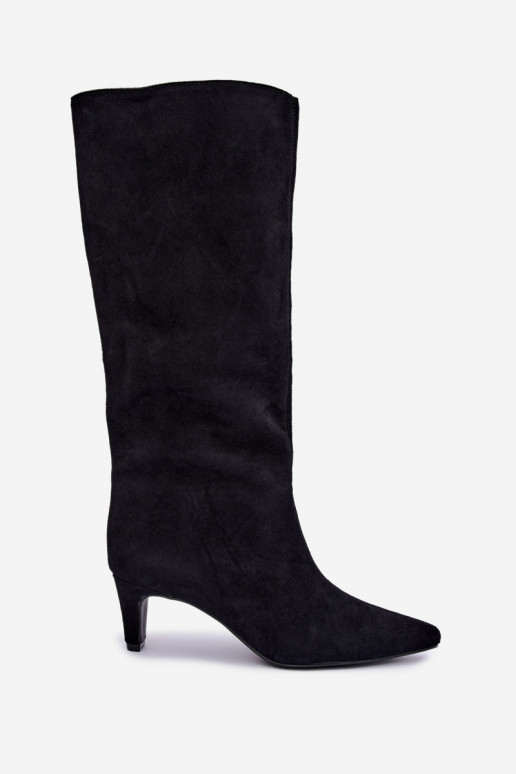 Slip-On hohe Stiefel aus Kunstwildleder mit Absätzen in Schwarz Pamelisse