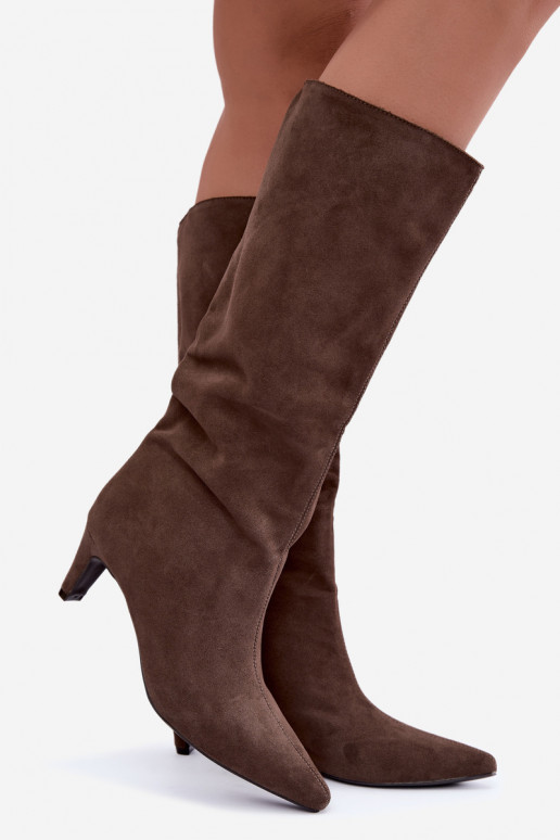 Chaki enkellaarsjes van faux suede met hakken Pamelisse