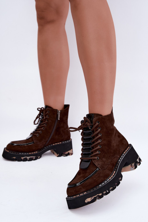 Geïsoleerde enkellaarsjes in chocolade faux suede Artiker 59C0272