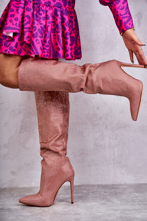 Rosa High Heels Stiefel mit glänzenden Ösen Lovisa