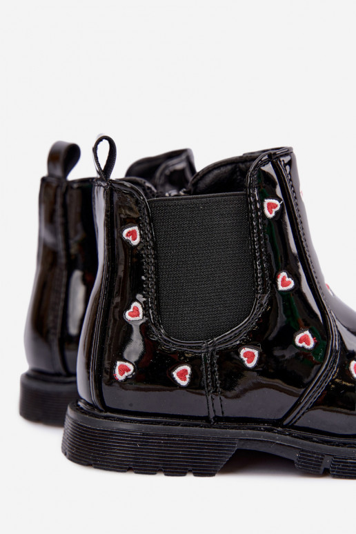 Bottines pour enfants doublées avec effet verni, avec des cœurs, noires Keralyn