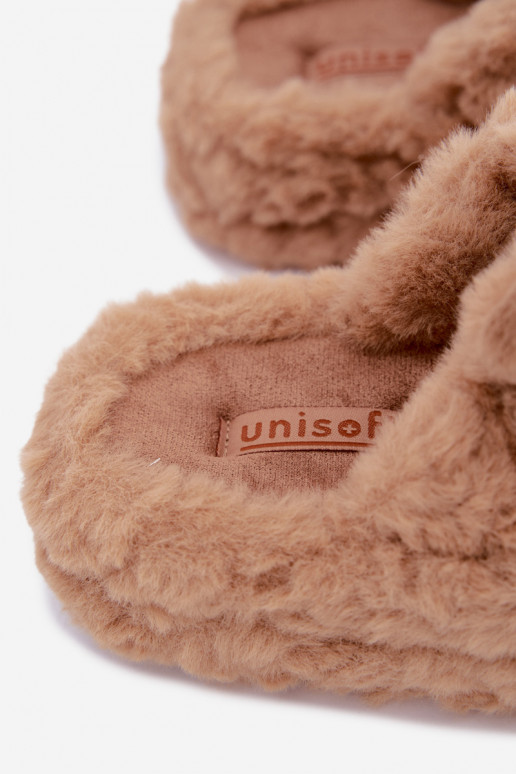 claquettes avec fourrure et beaux détails couleur sable Jesselle