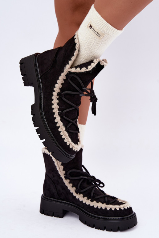 Schneestiefel mit stilvollen Details in schwarzer Cariselle