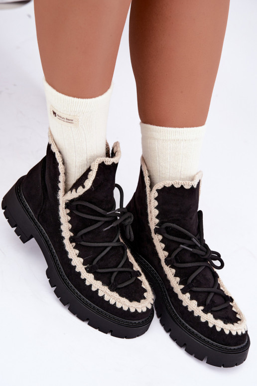 Schneestiefel mit stilvollen Details in schwarzer Cariselle