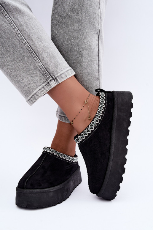 Bottes de neige basses pour femmes avec fleurs brodées et plateforme en noir Įjungtarirya