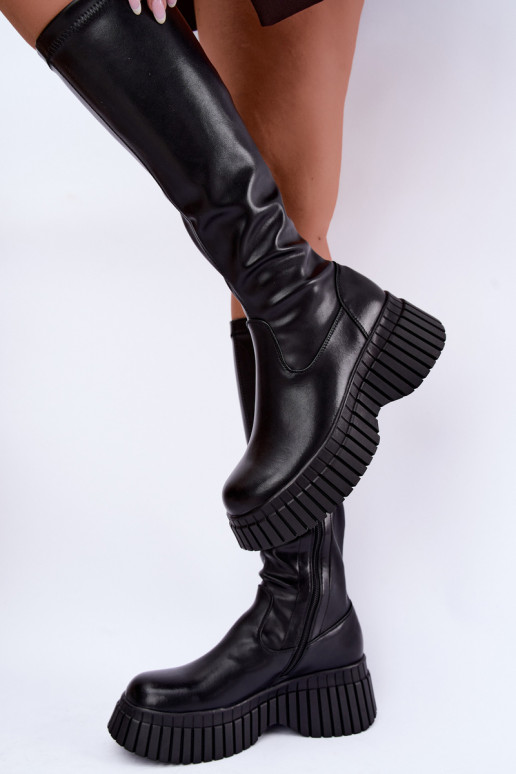 Zwarte knieboots met platform Haldora