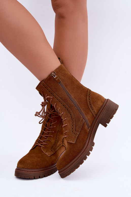 Gevoerde bruine veterschoenen van suede Rasvena
