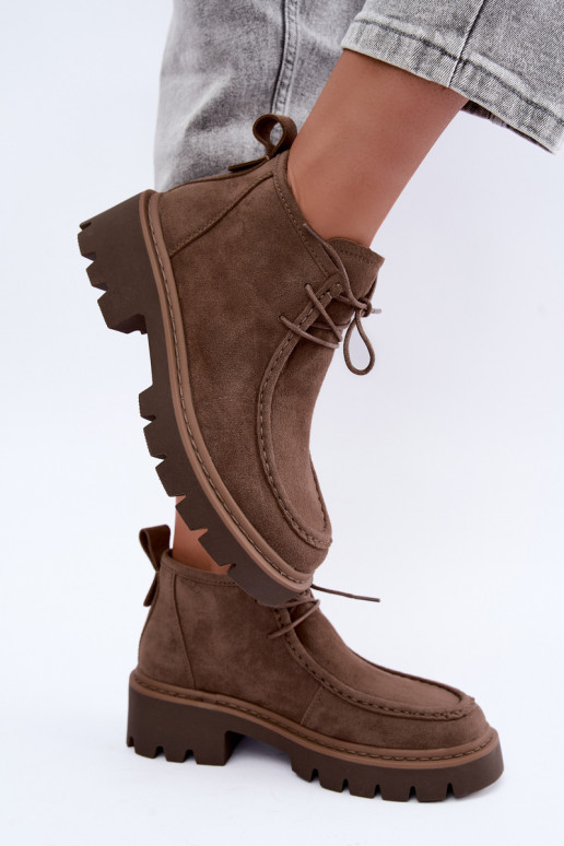 Schnürstiefeletten aus Kunstveloursleder in Sand Farella