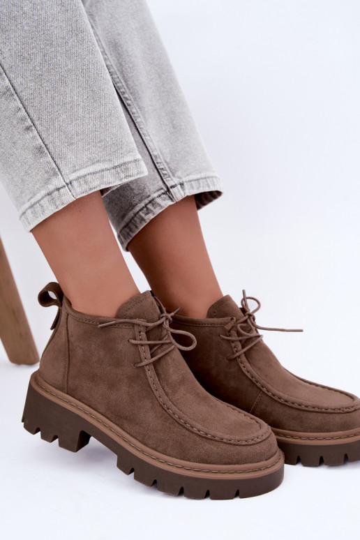 Schnürstiefeletten aus Kunstveloursleder in Sand Farella