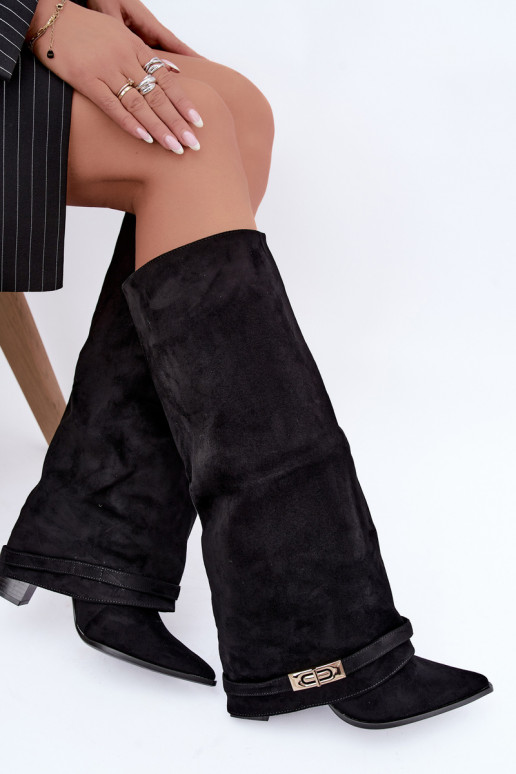 Wärmende kniehohe Stiefel mit eingenähter Schaft und Absatz in Schwarz Jorella
