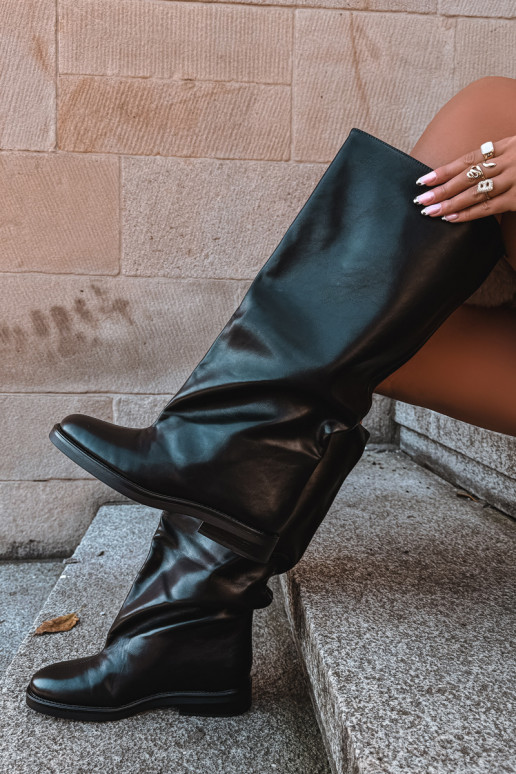 damen kniehohe Stiefel mit breiten Absätzen und dekorativem Stich in Schwarz Gresa