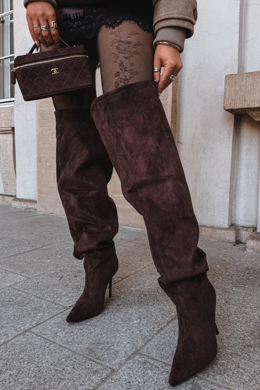 Damen kniehohe Stiefel mit schmalen Absätzen in brauner Farbe Aderelle
