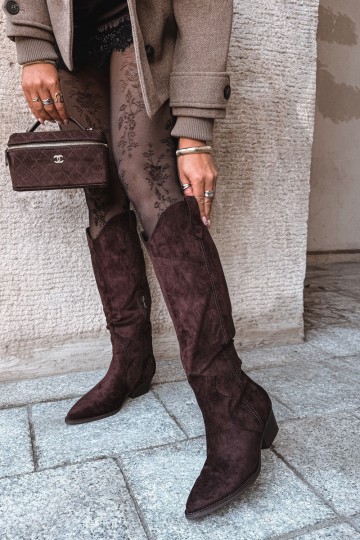 Wärmende kniehohe Cowboy-Stiefel mit Absatz in Braun Renissa