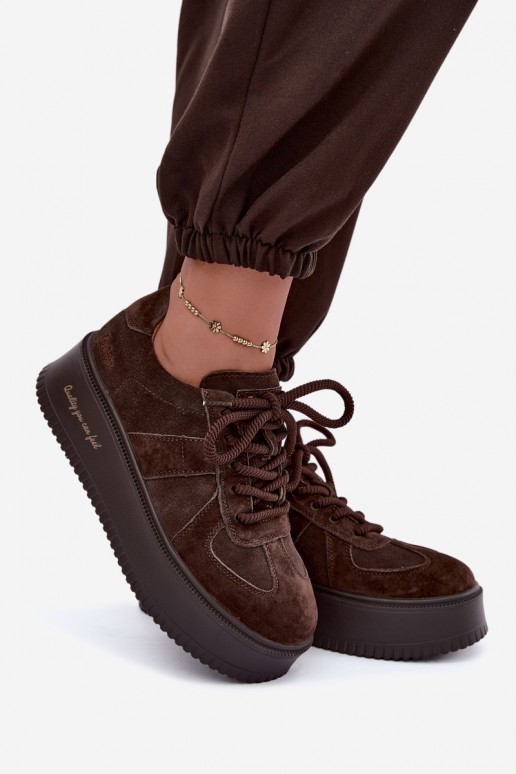 faux suede sneakers met platform Lee Cooper LCJ-26-01-4644 in chocolade