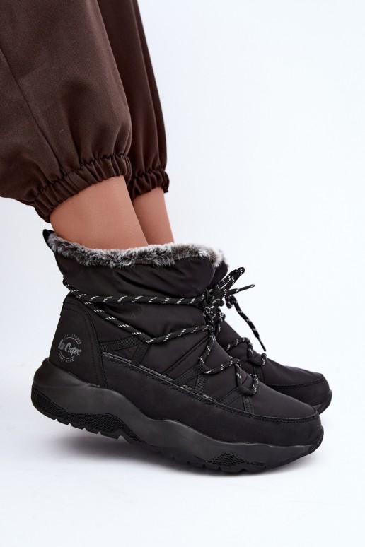 slip-on Schneestiefel mit stilvollen Details Lee Cooper LCJ-24-03-3063 in schwarzer Farbe
