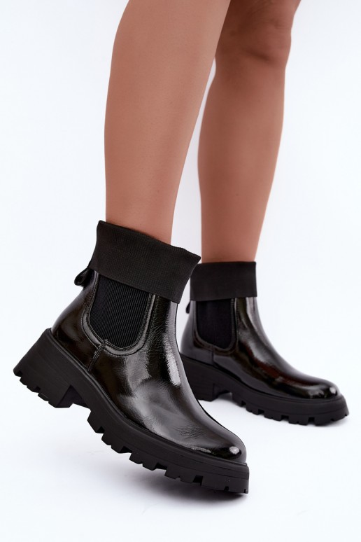 stylische Stiefeletten mit Lackeffekt in schwarzer Ausführung Sevella