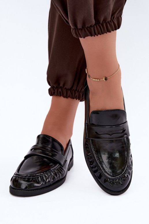 mocassins vernis avec volants en couleur noire Hellenne