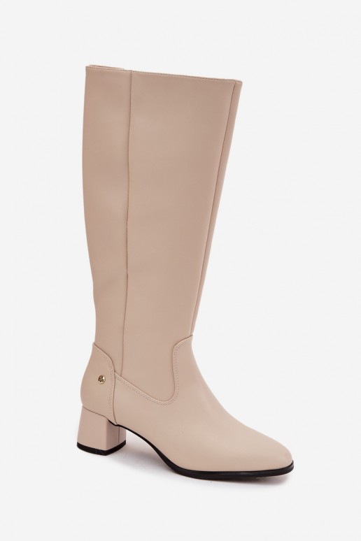 Beige geïsoleerde dames over-the-knee laarzen van leer met hakken