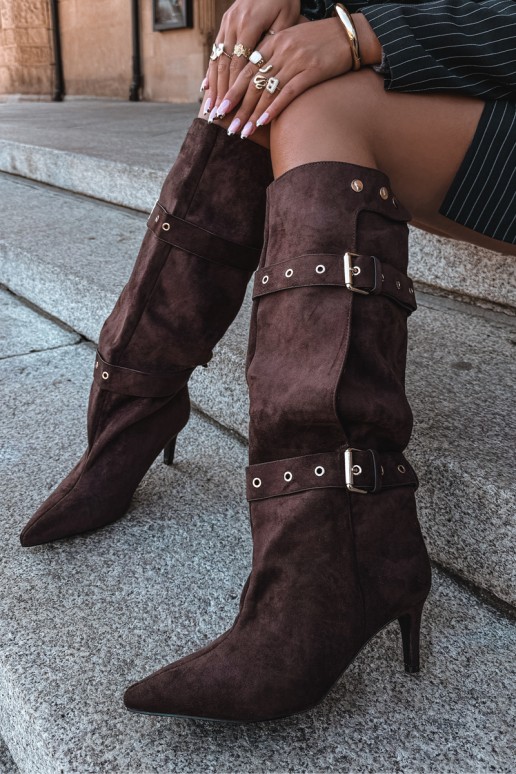 Bottines brunes Isabeau avec talons fins et boucles