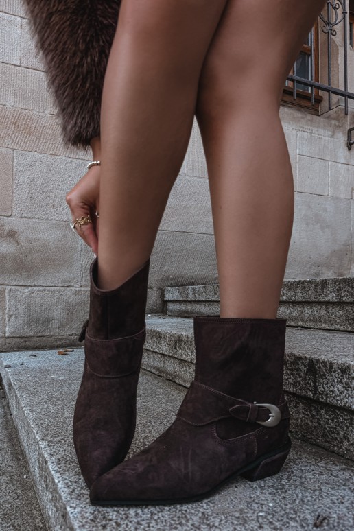 Bottines isolées Serenelle de style cowboy en daim synthétique marron