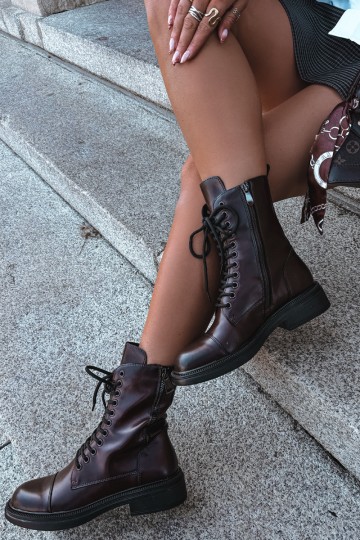 geïsoleerde enkellaarsjes van chocolade faux leather Vinceza 86443