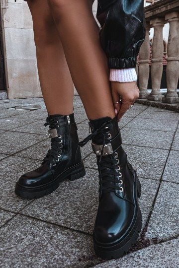 Bottines de travail isolées avec talons décorés en noir Ardelisse