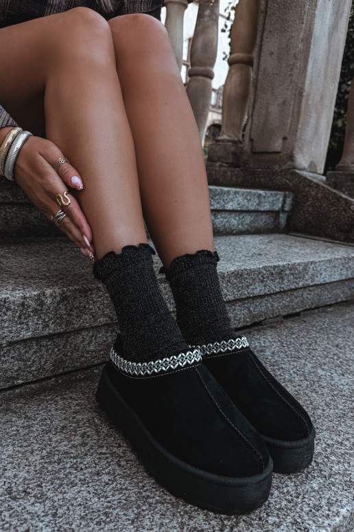 Bottes de neige basses pour femmes avec fleurs brodées et plateforme en noir Įjungtarirya